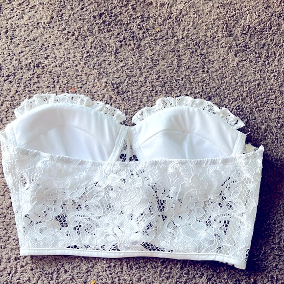 laced white tube top - Picture 2 of 2